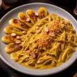Frango cremoso com coco e banana para sair do óbvio