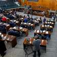 Bancada do PDT não participa de votação que derrubou taxa de licenciamento no RS