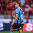 Carlos Vinícius, Pavón, Viery, Kannemann, Leonel Pérez, Gabriel Mec, José Enamorado, Erick Noriega, Wagner Leonardo e Gustavo Martins: os jogadores do Grêmio com mais cartões amarelos em 2026