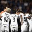 Vasco x Vitória: prováveis escalações e onde assistir
