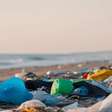 Como as roupas podem afetar os oceanos? Estudo alerta para impacto das microfibras