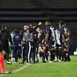 Jogadores da Ponte Preta paralisam atividades por atrasos salariais