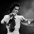 O disco que Prince desistiu de lançar por ser 'amaldiçoado'
