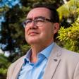Augusto Cury é de direita ou de esquerda? Entenda o posicionamento político do candidato