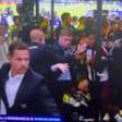 Vídeo: jogador do Fenerbahçe causa confusão em jogo da Champions