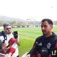 Danilo minimiza rumores no Flamengo e fala em renovar para 2027