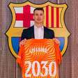 Barcelona anuncia a contratação de Dominik Livakovic