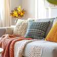 Mantas na decoração: 5 lugares para usá-las além do sofá