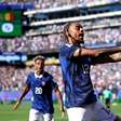 Liverpool retoma conversas com o PSG para contratar Barcola