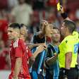Gre-Nal 453: quantos cartões terão na Copa do Brasil? Entenda as odds