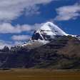 Avalanche no Nepal e Tibete deixa cerca de 100 peregrinos desaparecidos; entenda a fé na 'montanha proibida'