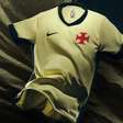 Vasco lança terceiro uniforme para a temporada de 2026