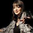 Linda Ramalho revisita 'Doce Vampiro', de Rita Lee, e anuncia show em São Paulo