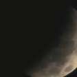 Eclipse deixa lua 'quase completamente' escurecida; veja imagens do fenômeno captadas em tempo real