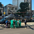 Pouso inédito de helicóptero em avenida de Porto Alegre marca Treinamento de Emergência
