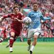 Liverpool e Nottingham empatam em jogo emocionante