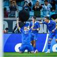 Grêmio toma susto, mas vira sobre a Chapecoense pelo Brasileirão