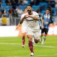 Athletico e Fluminense fazem duelo direto pelo topo do Brasileirão em Curitiba