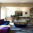 Sala de estar brutalista suave: como unir concreto e conforto no ambiente