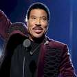 Lionel Richie é internado em uma UTI após show nos EUA