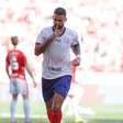 Bahia vira sobre o Internacional, segura pressão e vence por 3 a 2