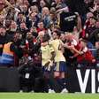 Arsenal bate o Aston Villa e mantém 100% na Premier League