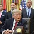 Trump avalia ataques limitados no Estreito de Ormuz, diz mídia