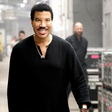 Lionel Richie é internado em UTI após apresentação, diz site