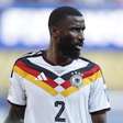 Rudiger anuncia aposentadoria da seleção alemã aos 33 anos