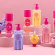 Ricca lança linha de cuidados corporais com perfume floral