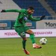 Destaque na Estônia, ex-Palmeiras sofre ataques racistas nas redes sociais