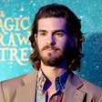 Andrew Garfield defende que Homem-Aranha pode ser gay: 'Qualquer um pode vestir esse uniforme'