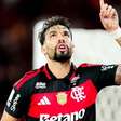 Paquetá volta a jogar 90 minutos e marca pela segunda vez após a Copa