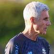 Luis Castro tem problemas na escalação em possível último jogo pelo Grêmio