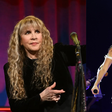Stevie Nicks e Olivia Rodrigo contribuem para trilha sonora de 'Da Magia à Sedução: Feitiço de Amor'