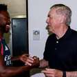 Técnico da Seleção, Ancelotti faz visita surpresa ao CT do Real Madrid