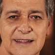 Amigos e familiares choram muito em velório de Gracindo Jr.