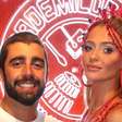 Há 2 meses separada de Pedro Scooby, Cintia Dicker mantém 'casamento' com Salgueiro para o Carnaval 2027; surfista reage e web pede para famosos retomarem relação de 7 anos: 'Voltem!'