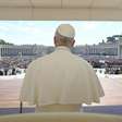 Irã diz que Vaticano pode exercer 'papel especial' na promoção da paz