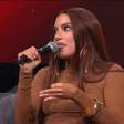 Anitta volta a reclamar de problemas no 'Estrelas da Casa' ao vivo: 'A gente só tá ouvindo a produção'