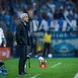 Luís Castro credita torcida do Grêmio pela classificação: "Simbiose"