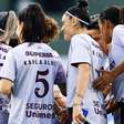 São Paulo decide no fim, elimina o Grêmio e chega à semifinal do Brasileirão Feminino