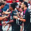 Benfica vence mais uma e segue invicto no Português