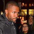 A cantora brasileira sampleada por Frank Ocean