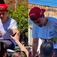 Nikolas Ferreira é atingido por ovo durante ato de campanha em MG