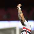 Luciano faz alerta após vitória do São Paulo: "Amanhã sai uma notícia ruim"