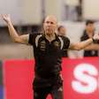 Leonardo Jardim avalia liderança provisória e faz alerta: "Sem empolgação"