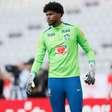 Hugo Souza fica mais perto de voltar à Seleção Brasileira