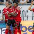 Flamengo provoca Palmeiras e agradece "ajuda" do Botafogo