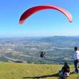 Dentista morre após queda durante voo de parapente no Morro Ferrabraz, em Sapiranga